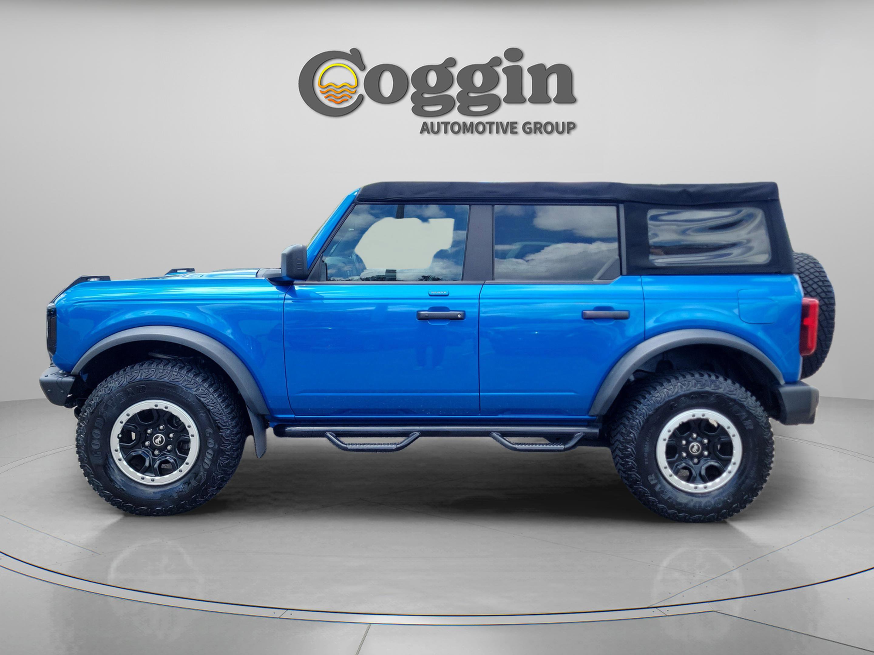 Used 2022 Ford Bronco Big Bend w/ Sasquatch Package AWD/4WD image 2