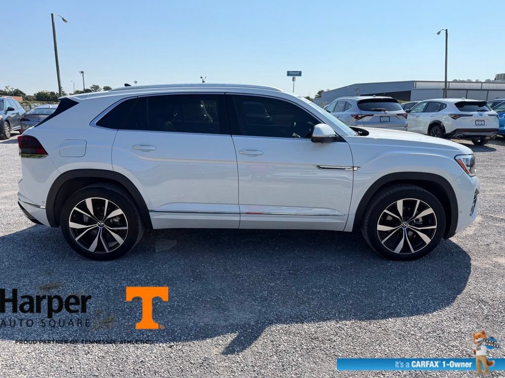 Used 2025 Volkswagen Atlas Cross Sport SEL Premium R-Line AWD/4WD image 6