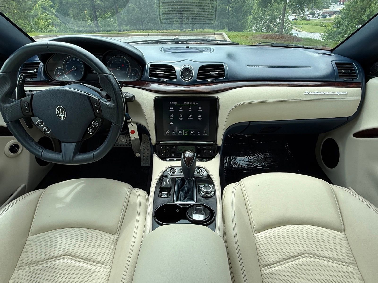 Used 2018 Maserati GranTurismo Sport RWD image 23