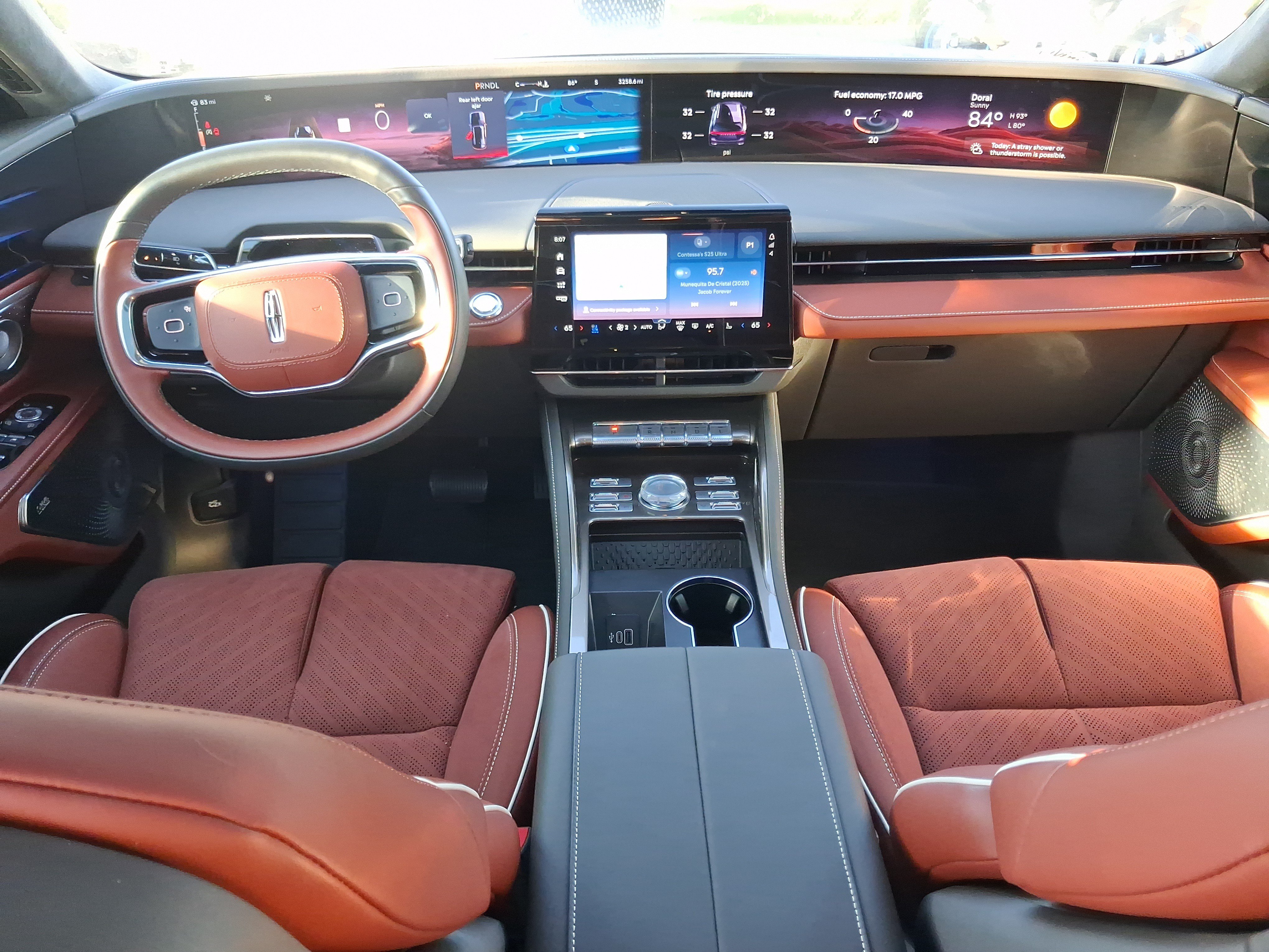 Certified 2024 Lincoln Nautilus Black Label w/ Jet Appearance Package (87T) AWD/4WD image 7