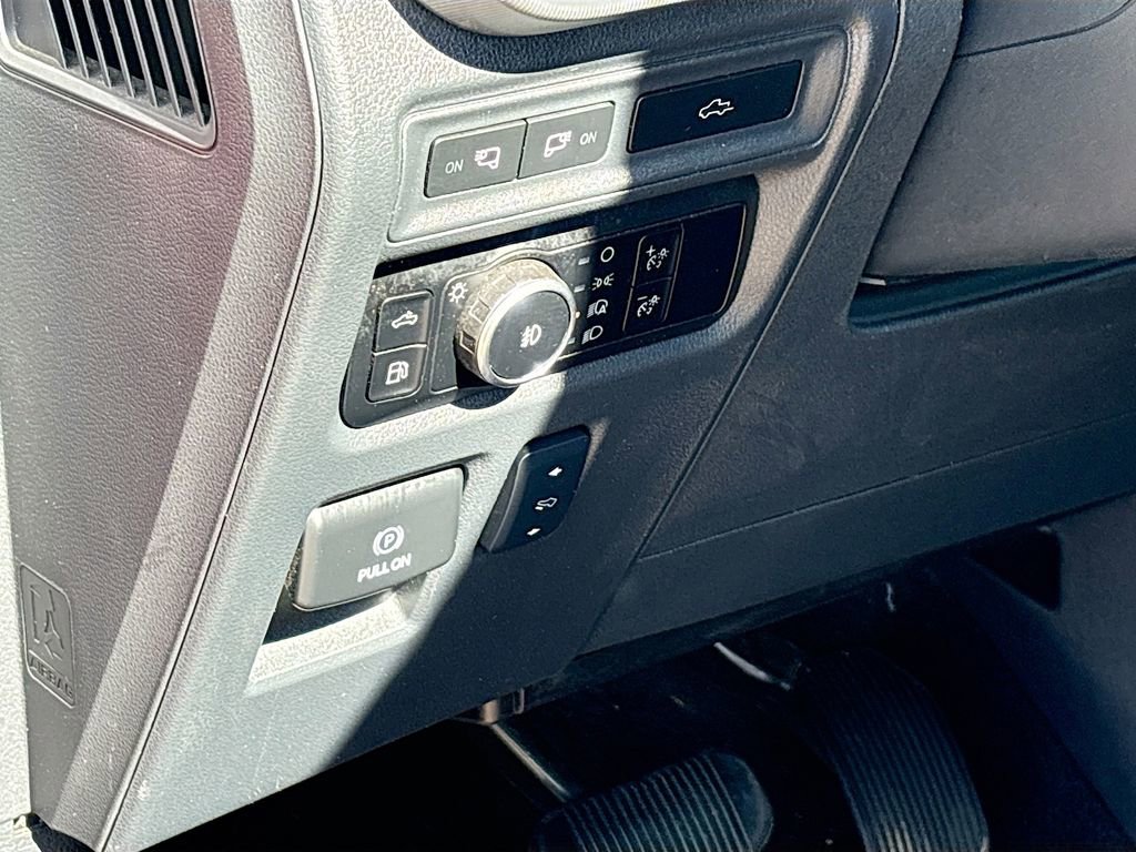Used 2024 Ford F150 Lariat w/ Bed Utility Package image 10