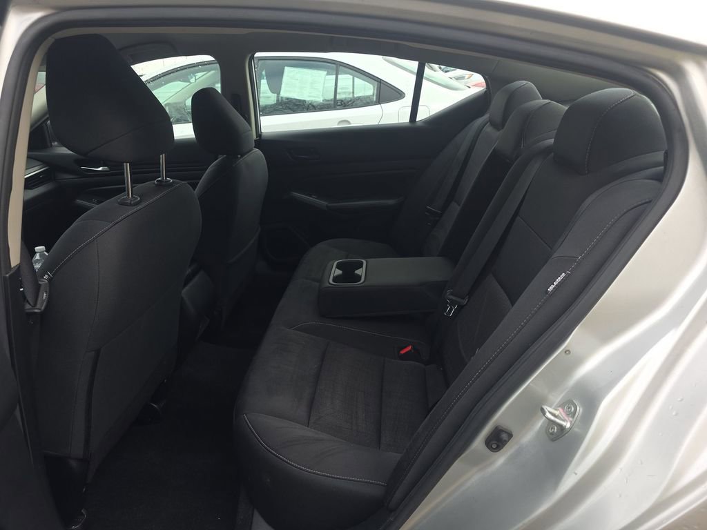 Used 2024 Nissan Altima 2.5 SV image 20