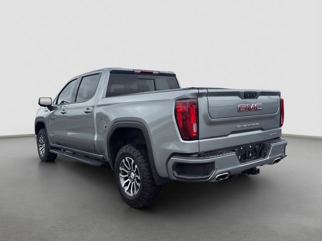 Used 2023 GMC Sierra 1500 AT4 w/ AT4 Preferred Package AWD/4WD image 4