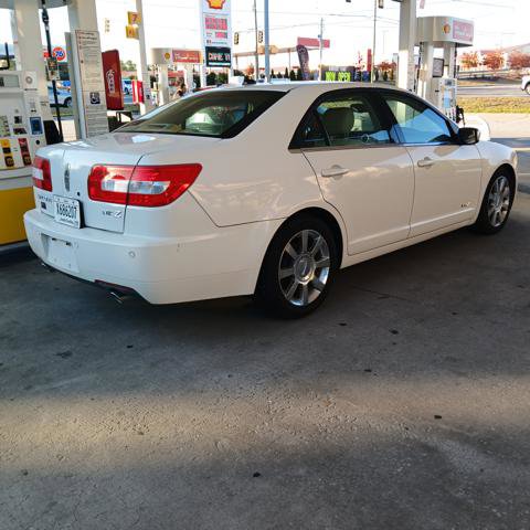 Used 2008 Lincoln MKZ image 3