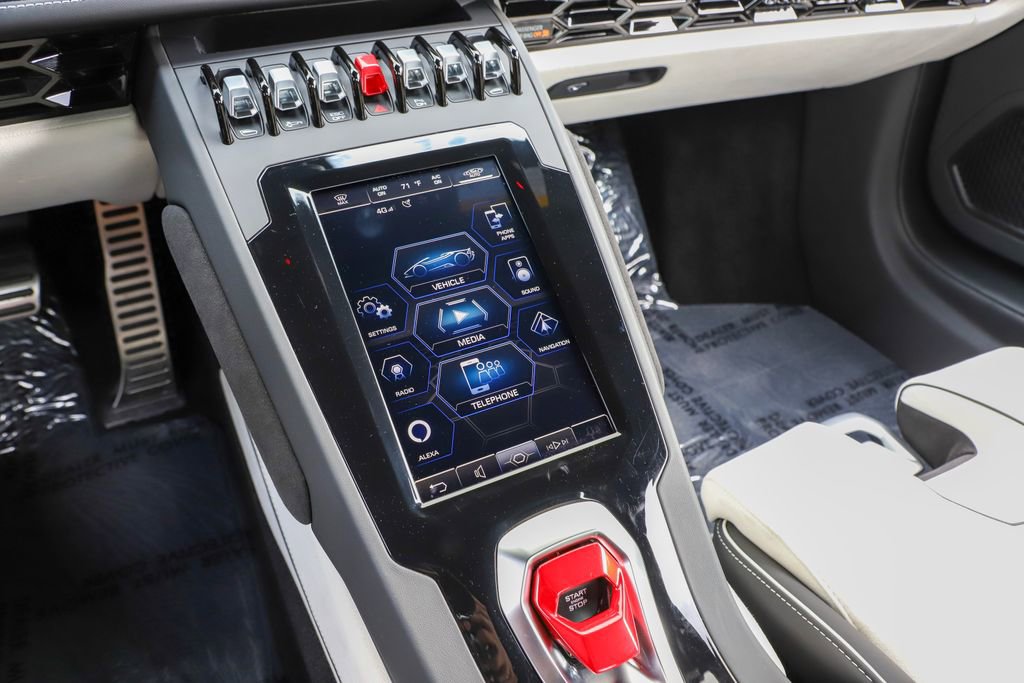Used 2024 Lamborghini Huracan EVO AWD/4WD image 45