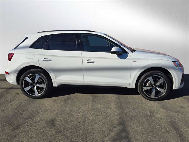 Used 2023 Audi Q5 2.0T Premium Plus w/ Premium Plus Package image 2