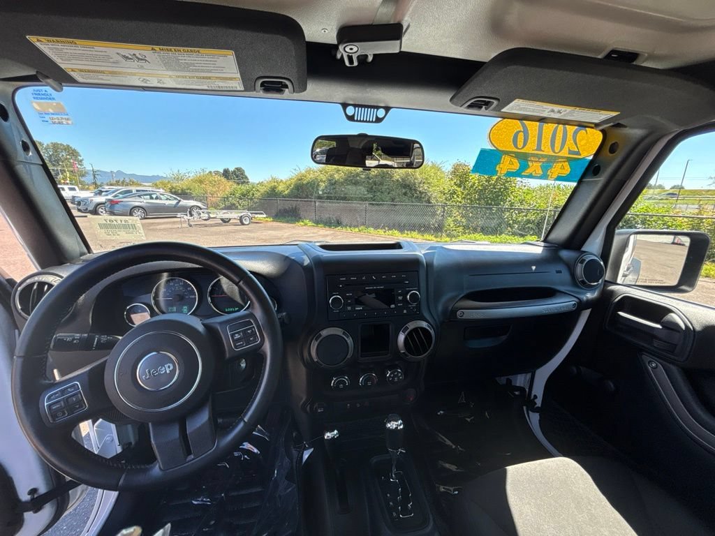 Used 2016 Jeep Wrangler Sport w/ Quick Order Package 24S AWD/4WD image 12