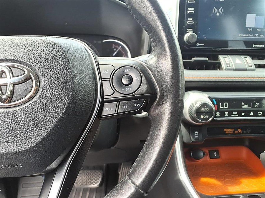 Used 2020 Toyota RAV4 Adventure AWD/4WD image 28