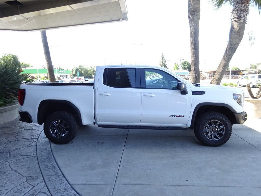 New 2026 GMC Sierra 1500 AT4X w/ LPO, Black Badging Package AWD/4WD image 11