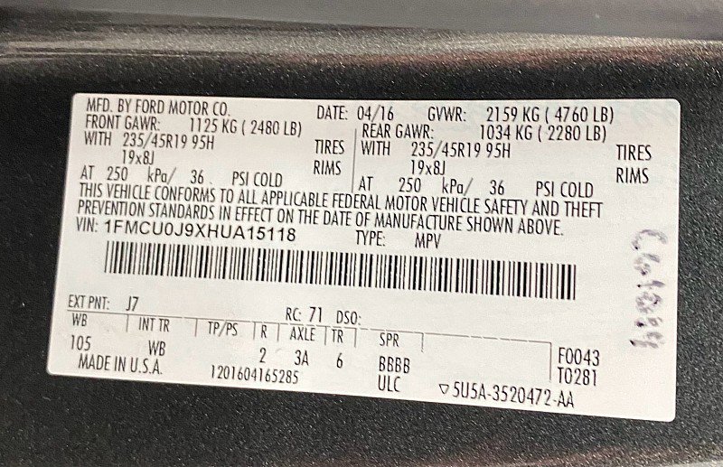 Used 2017 Ford Escape Titanium image 27