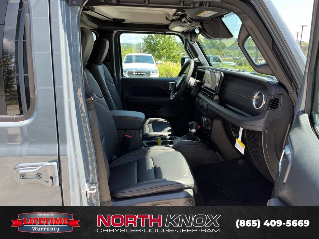 New 2026 Jeep Gladiator Sport AWD/4WD image 28