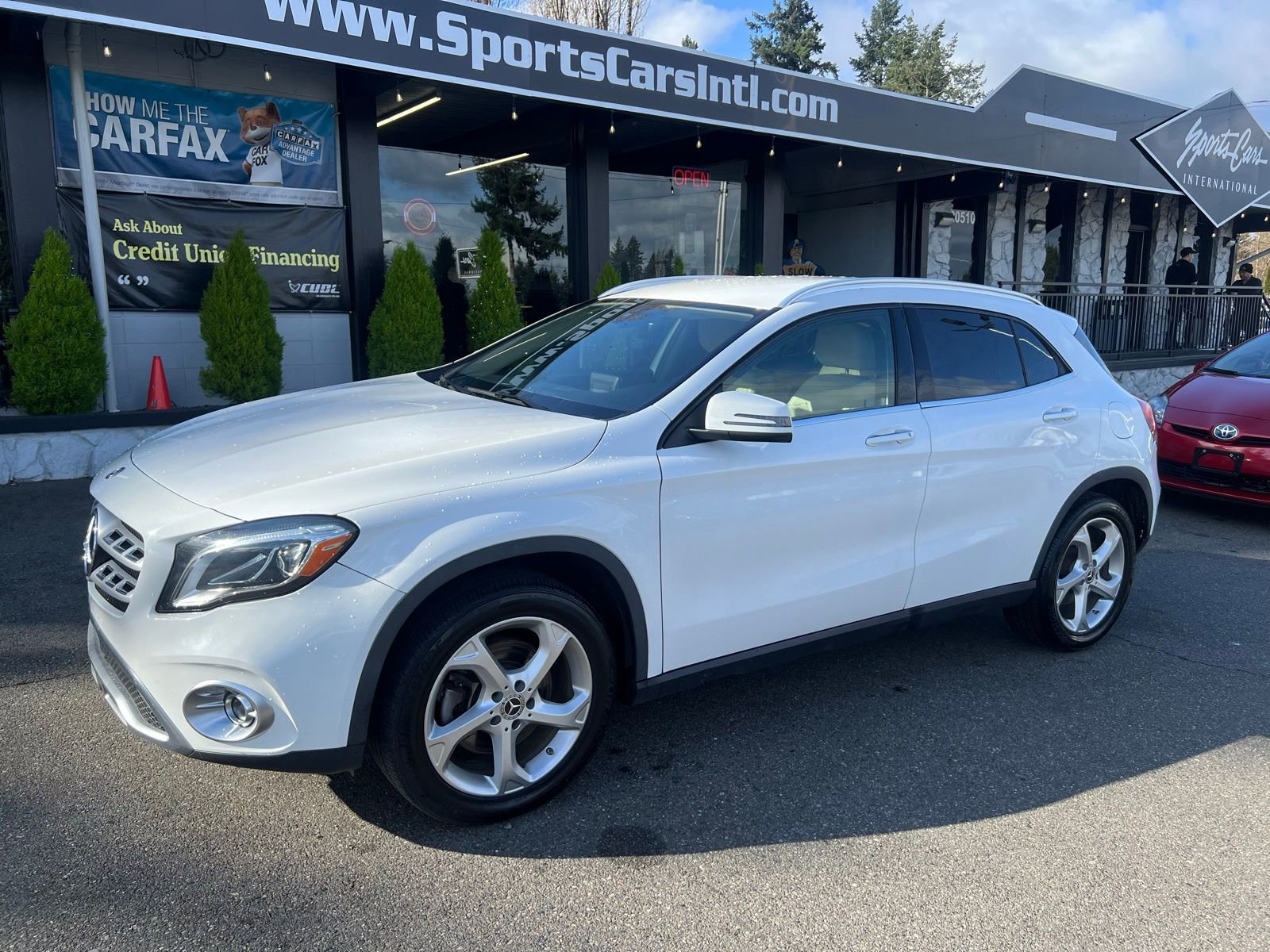 Used 2020 Mercedes-Benz GLA 250 4MATIC image 1