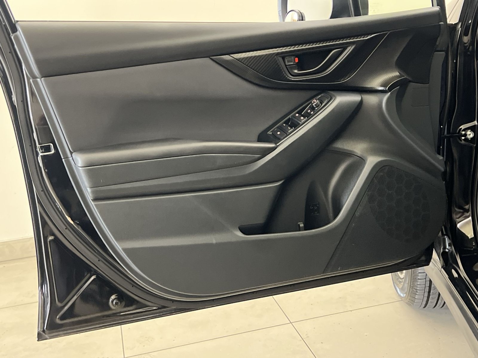 Used 2019 Subaru Crosstrek 2.0i Premium AWD/4WD image 37