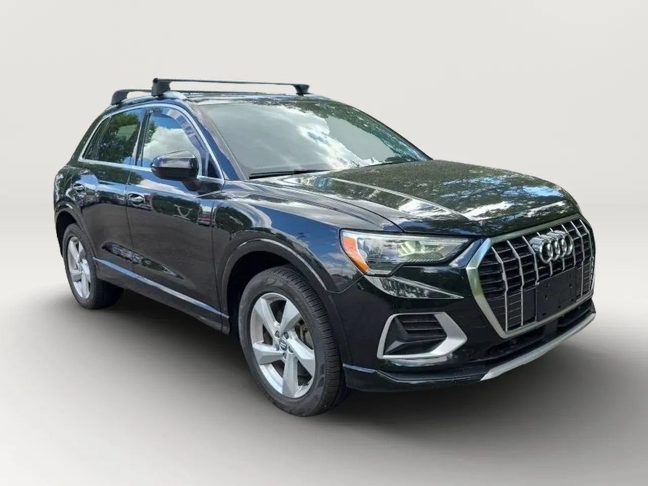 Used 2020 Audi Q3 2.0T Premium AWD/4WD image 3