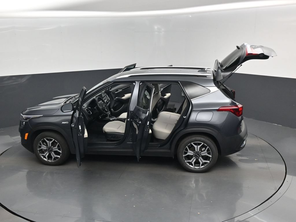 Certified 2023 Kia Seltos EX AWD/4WD image 17