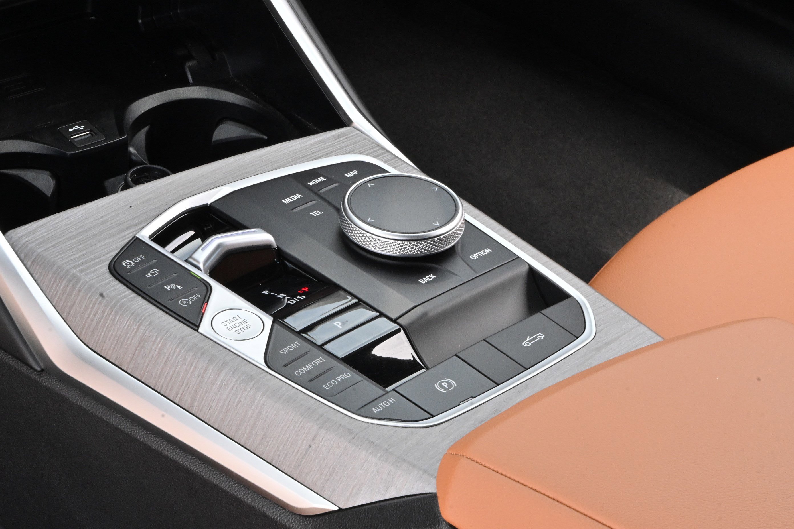 Certified 2025 BMW 430i Convertible RWD image 30