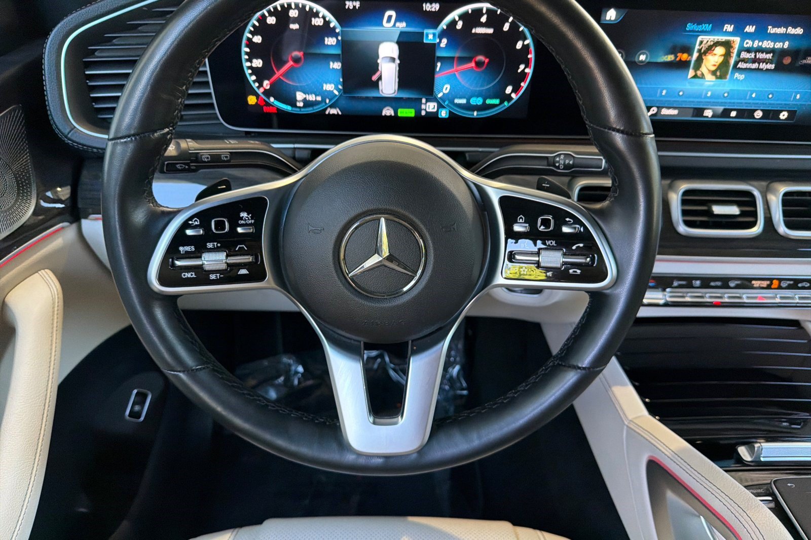 Used 2023 Mercedes-Benz GLS 450 4MATIC image 18