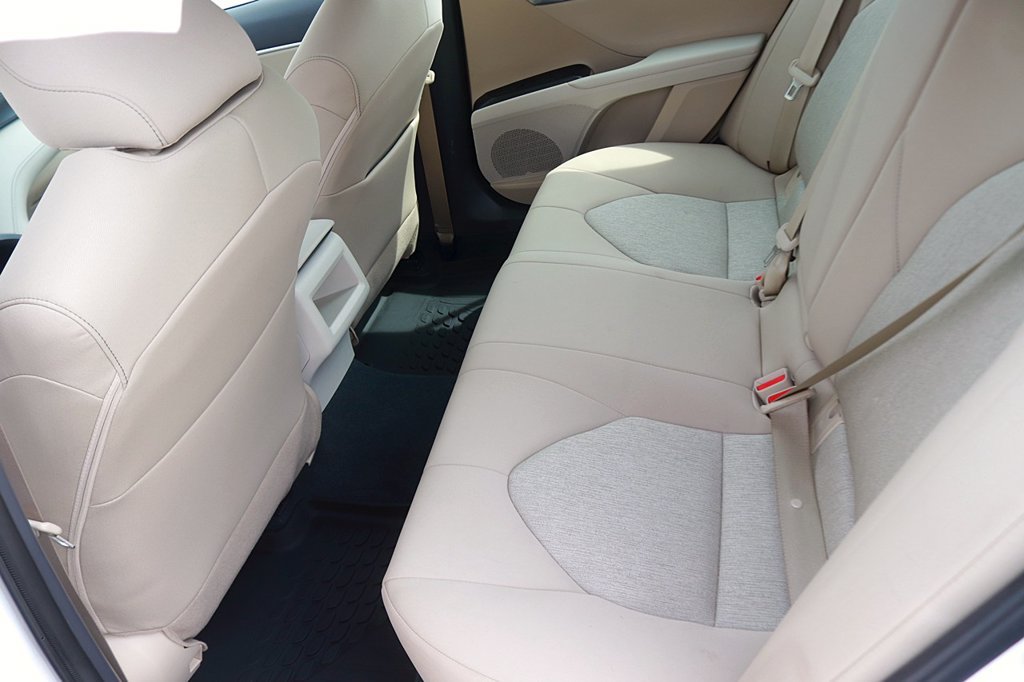 Used 2023 Toyota Camry LE FWD image 14