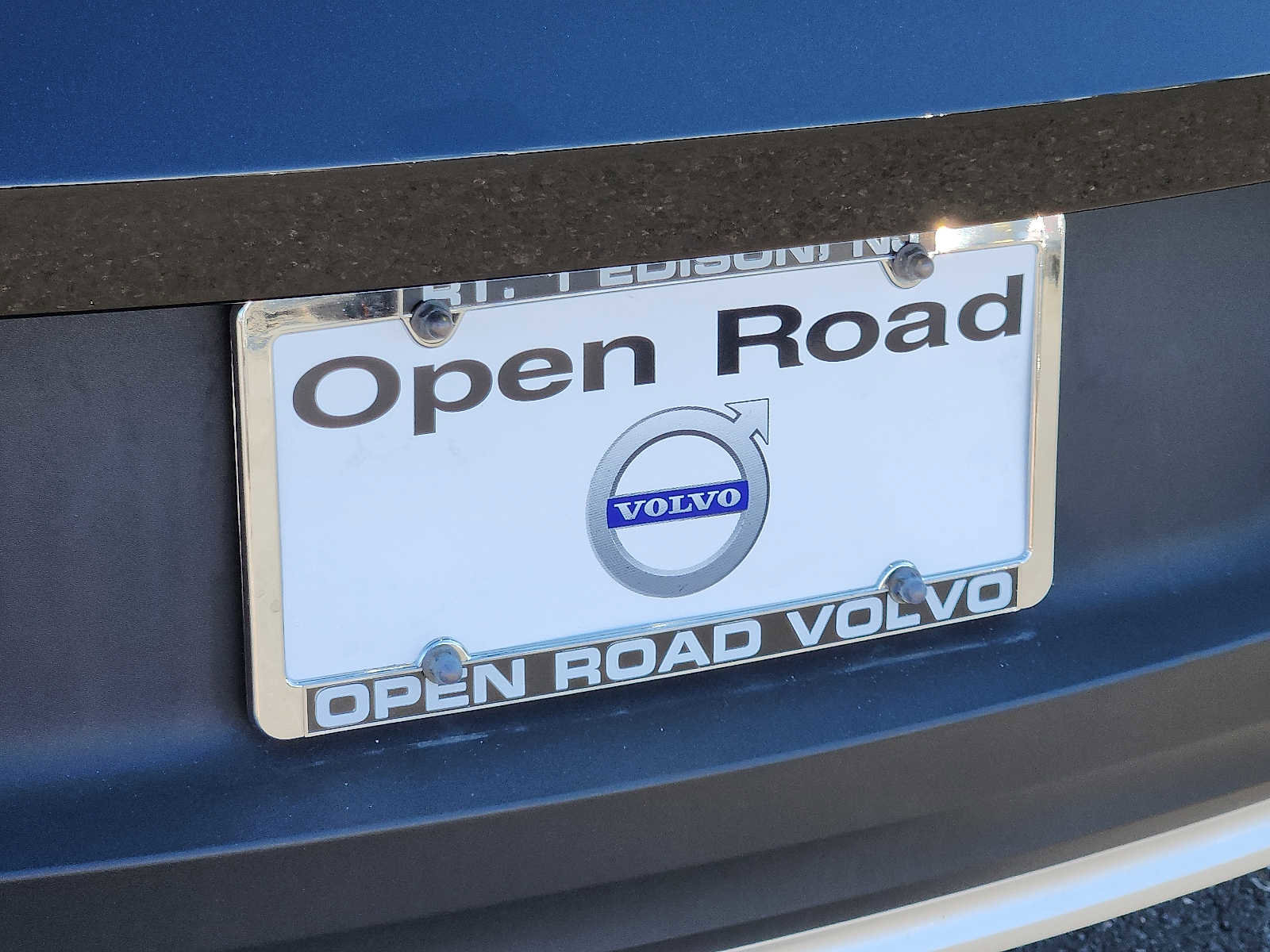 Used 2023 Volvo XC40 B4 Core FWD image 30