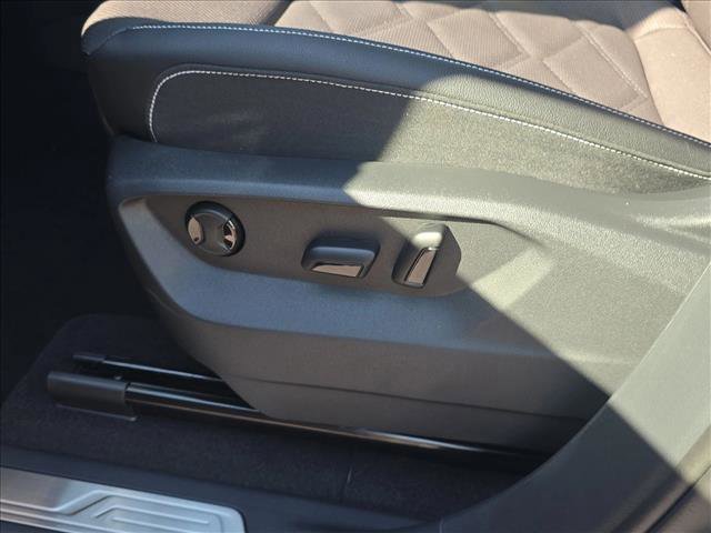 New 2026 Volkswagen Atlas SE image 6