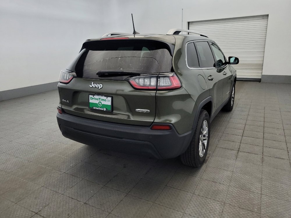Used 2019 Jeep Cherokee Latitude Plus w/ Cold Weather Group AWD/4WD image 7
