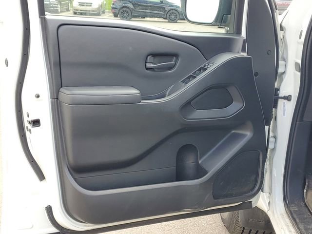 Used 2022 Nissan Frontier S w/ Technology Package AWD/4WD image 8
