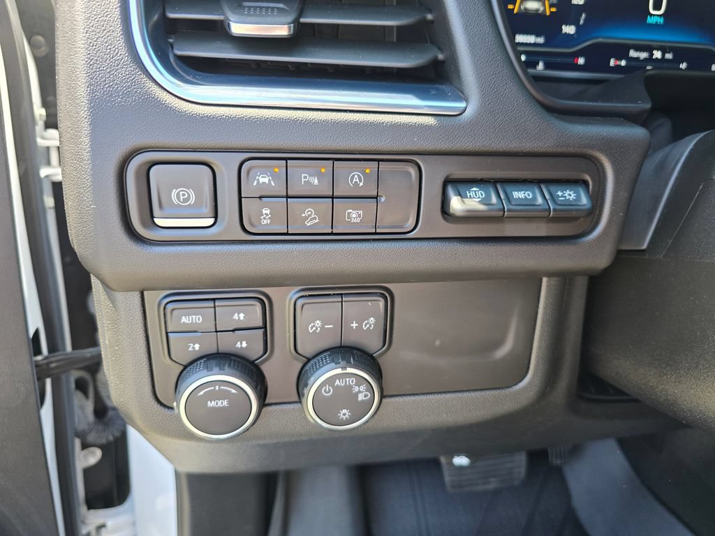 Used 2023 Chevrolet Tahoe High Country AWD/4WD image 32