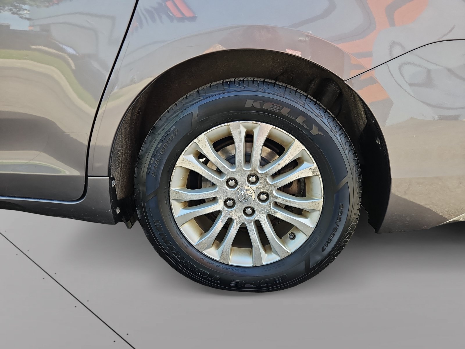 Used 2013 Toyota Sienna XLE FWD image 15