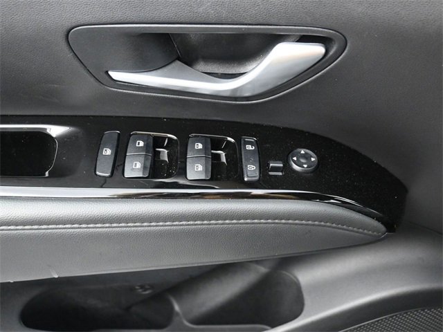 Used 2024 Hyundai Santa Cruz Limited image 17