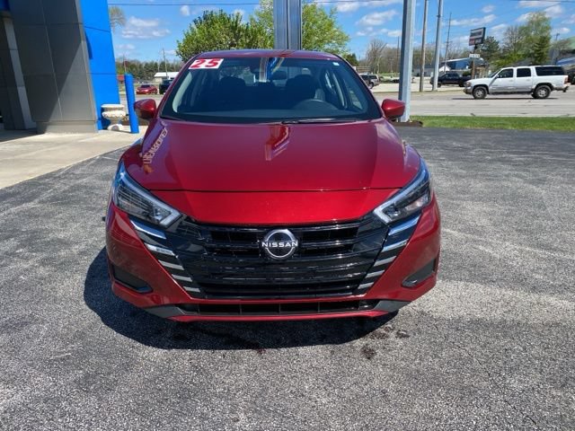 Used 2025 Nissan Versa SV FWD image 8