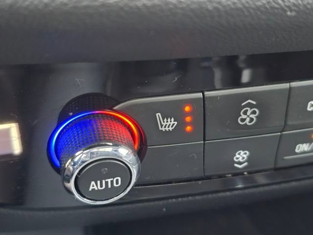 Used 2020 Buick Enclave Essence w/ Sport Touring Edition image 19