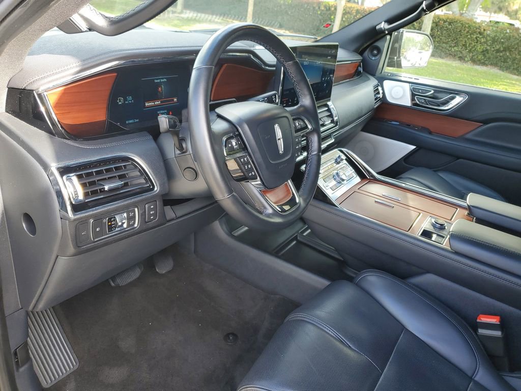 Used 2022 Lincoln Navigator Reserve AWD/4WD image 20