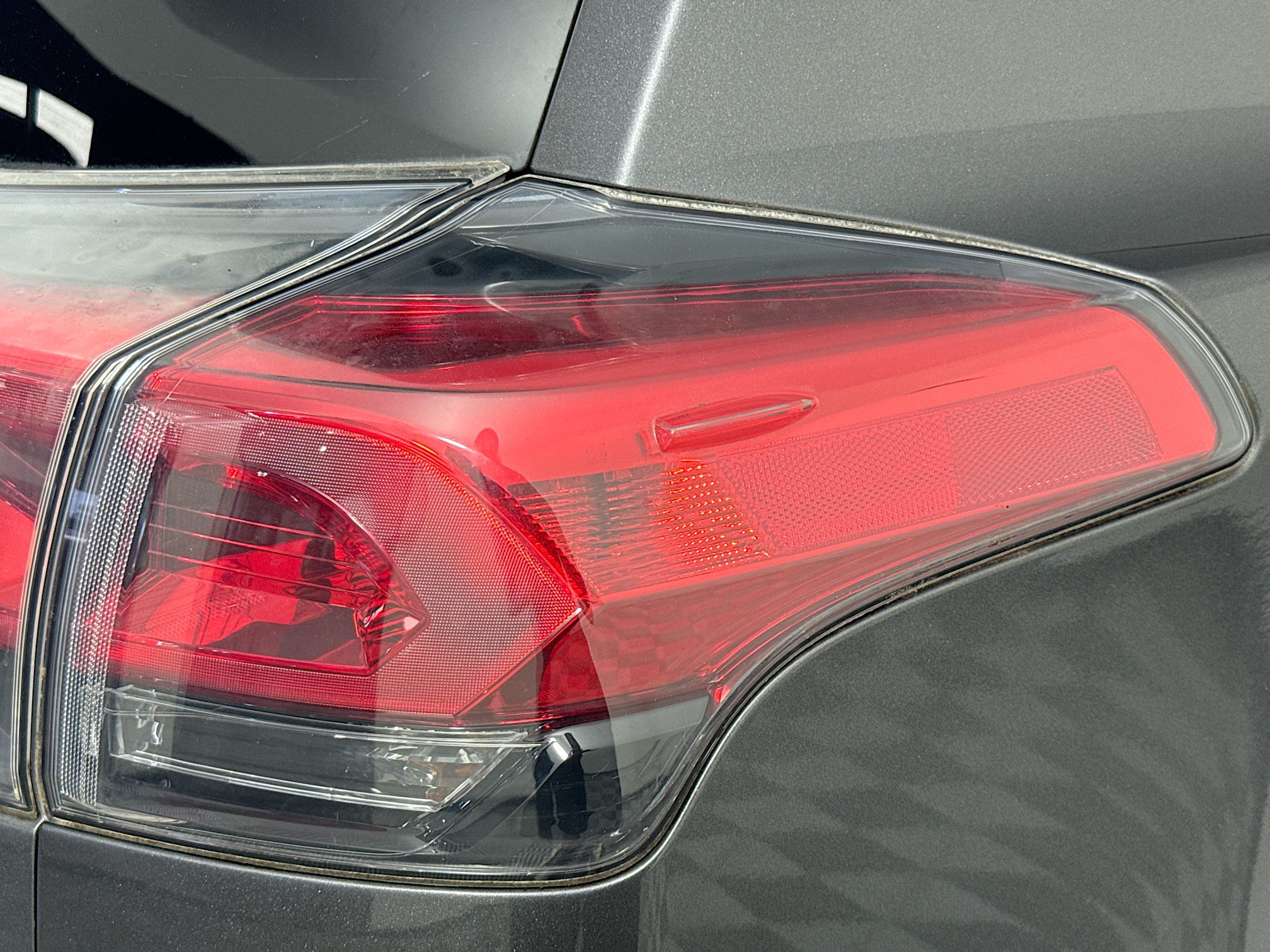 Used 2017 Toyota RAV4 LE FWD image 31