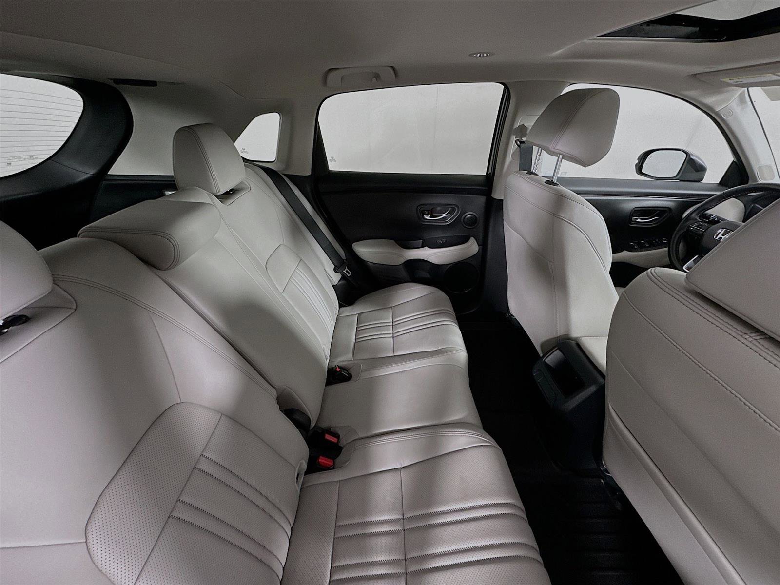 Used 2026 Honda HR-V EX-L image 27