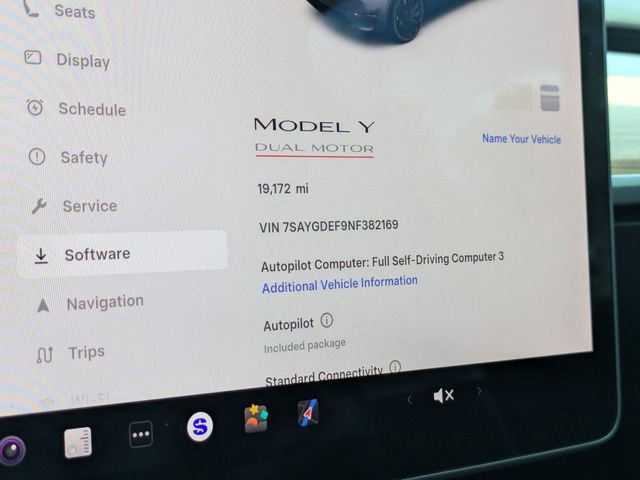 Used 2022 Tesla Model Y Performance AWD/4WD image 30