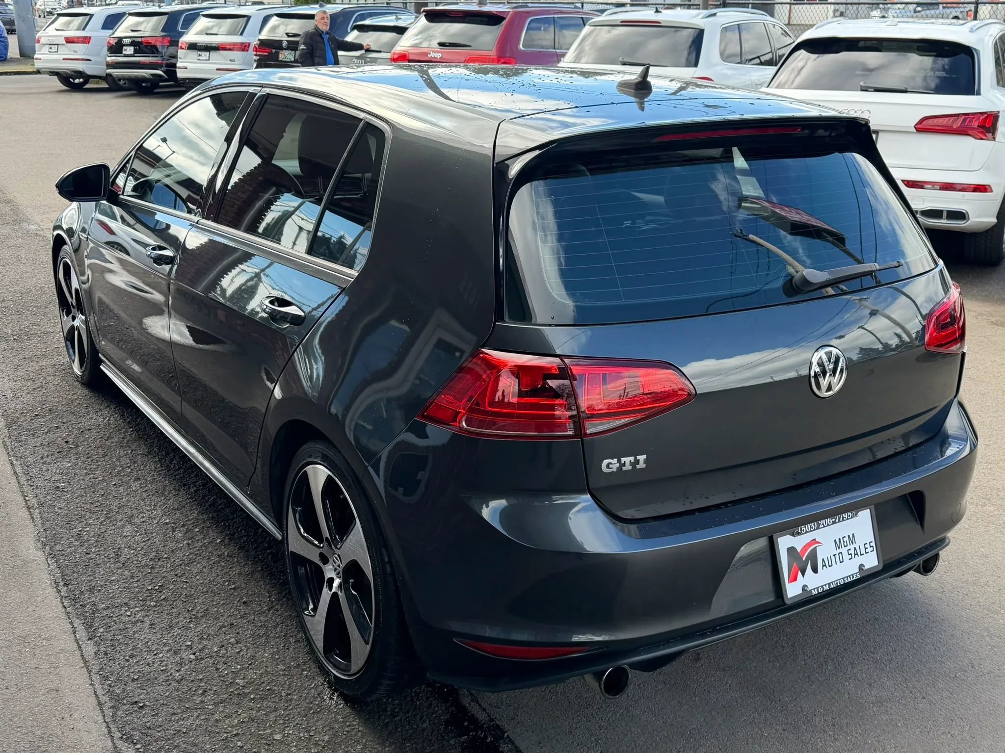 Used 2015 Volkswagen GTI SE w/ Lighting Package (SEL) FWD image 5