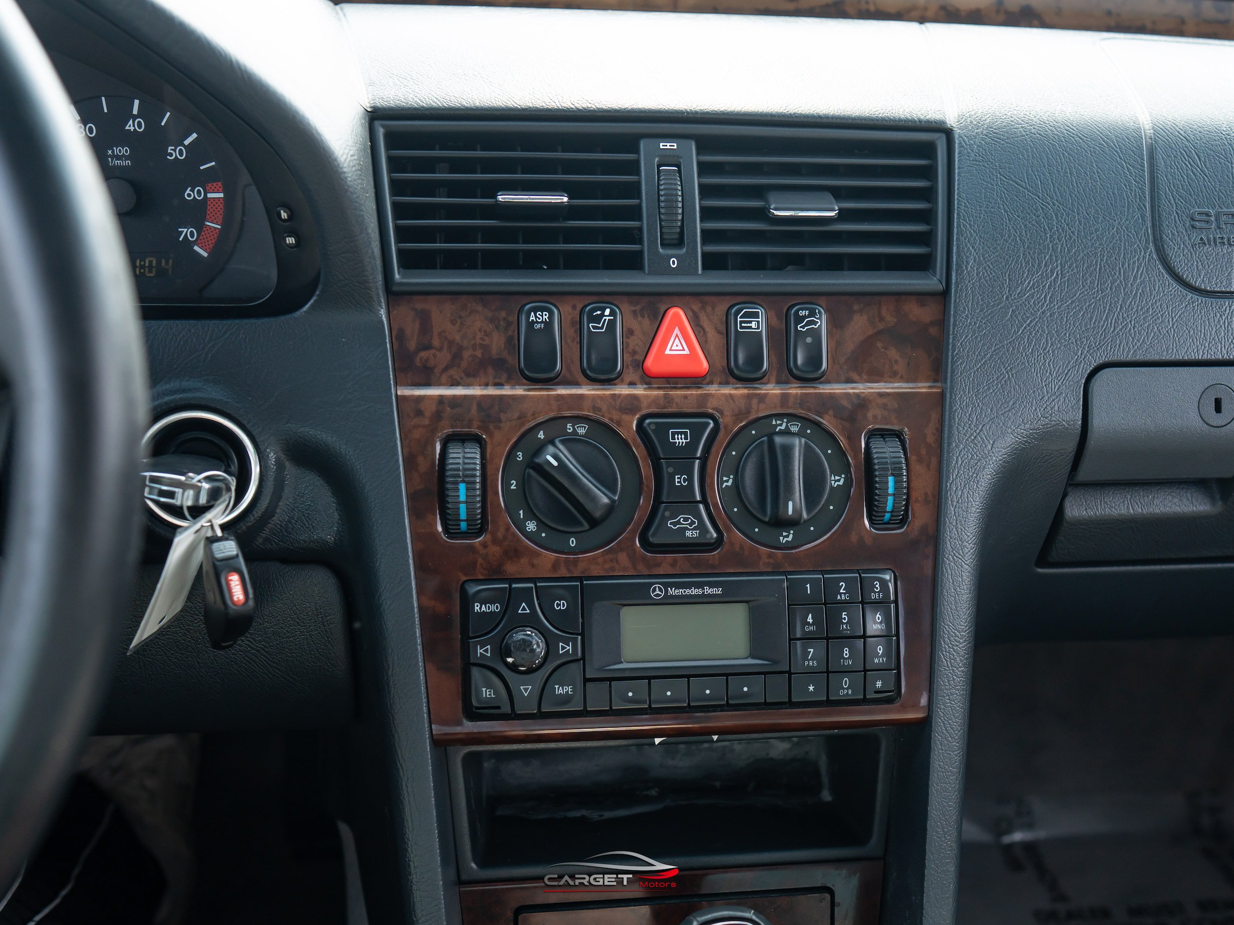 Used 1999 Mercedes-Benz C 230 image 26