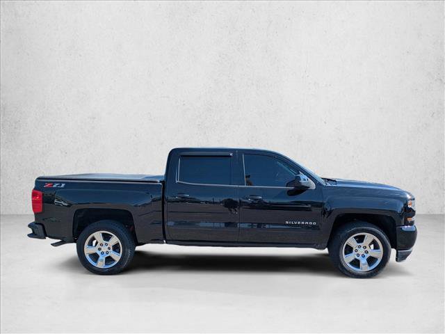 Used 2018 Chevrolet Silverado 1500 LT w/ All Star Edition AWD/4WD image 4