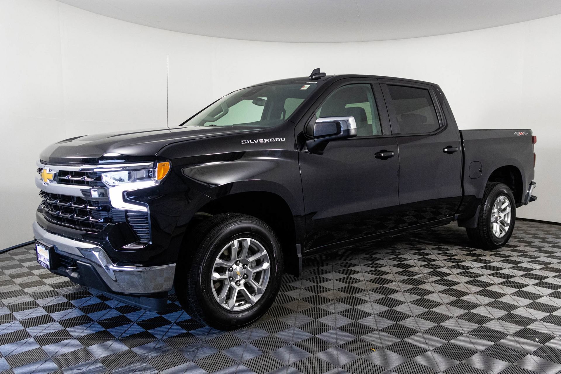 Used 2023 Chevrolet Silverado 1500 LT image 9