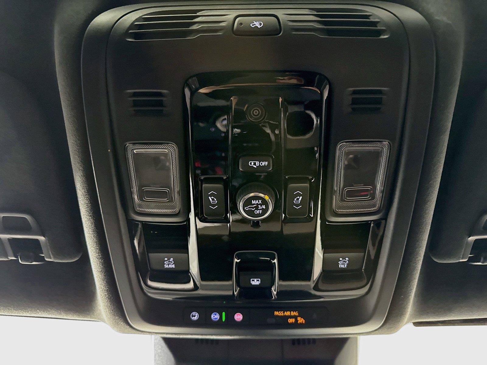 Used 2025 Cadillac Escalade Sport Platinum AWD/4WD image 38