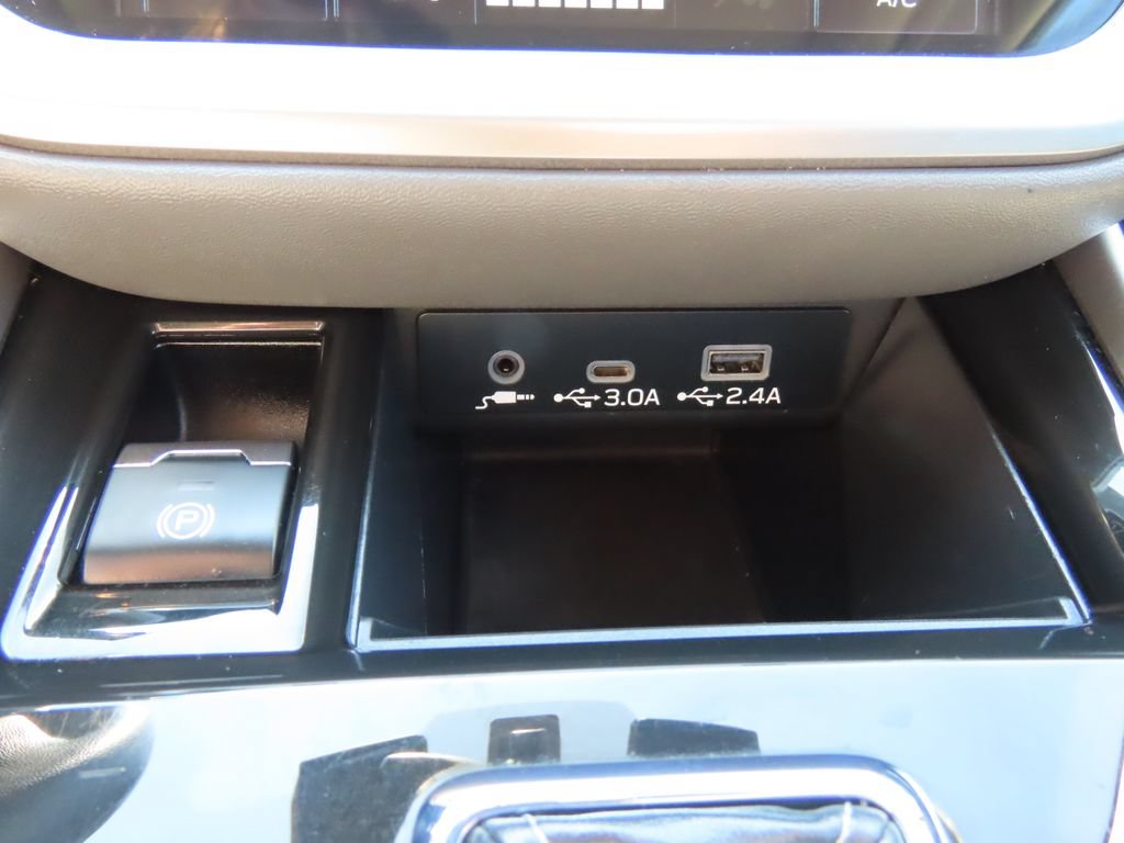 Used 2025 Subaru Outback Onyx Edition AWD/4WD image 50
