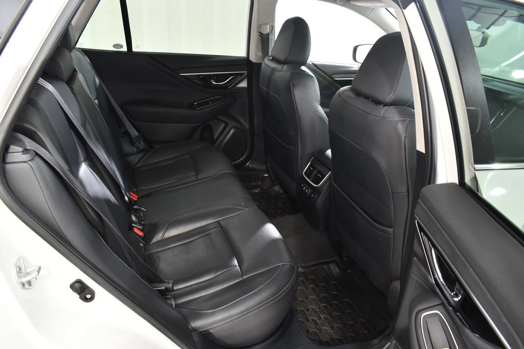 Used 2021 Subaru Outback Limited AWD/4WD image 19
