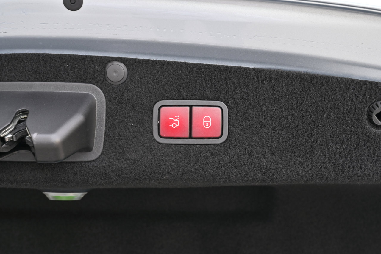 Used 2015 Mercedes-Benz S 550 S 550 Sedan RWD image 37