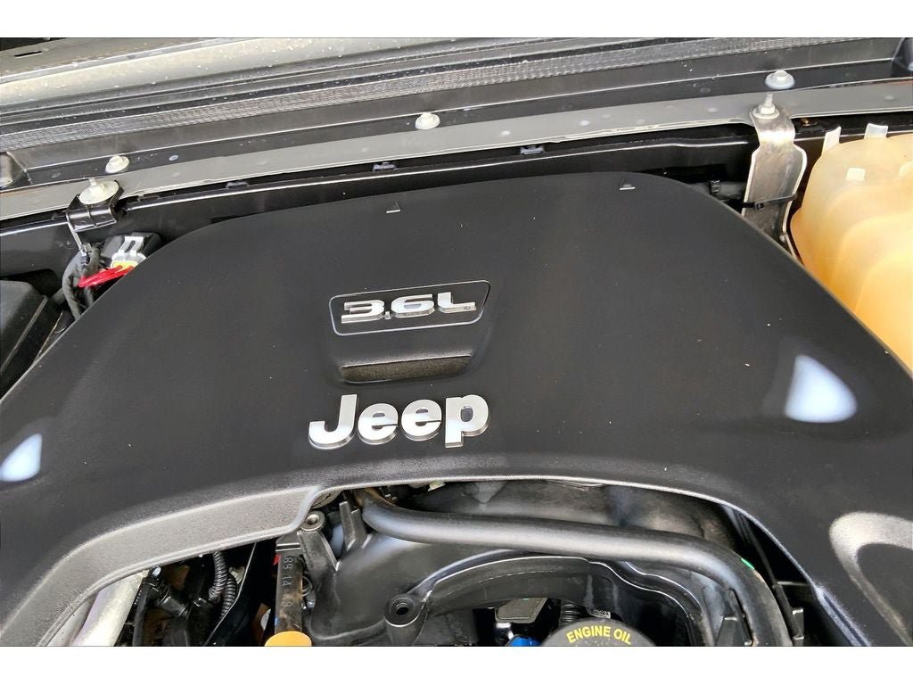 Used 2020 Jeep Gladiator Rubicon AWD/4WD image 33
