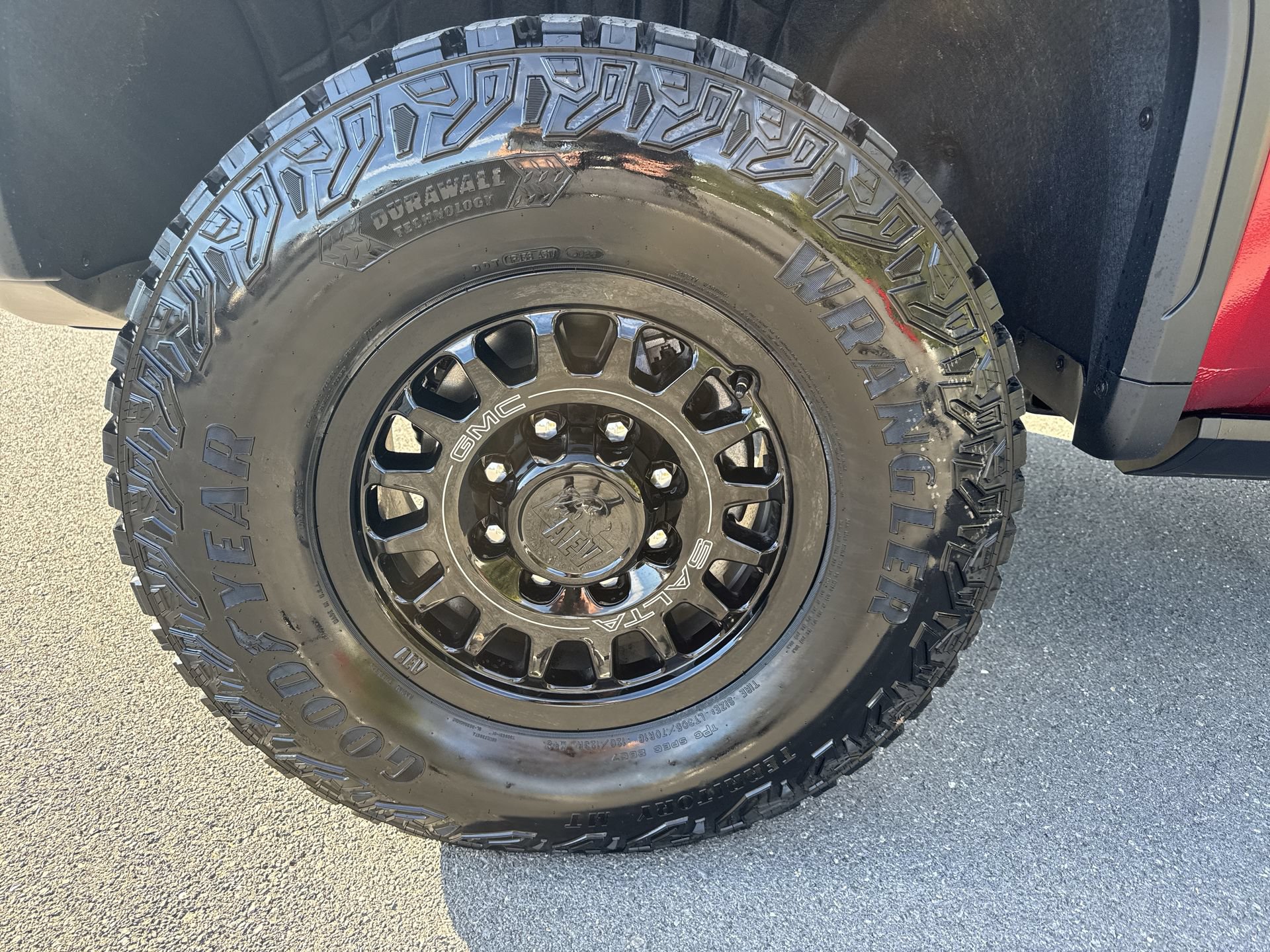 New 2026 GMC Sierra 2500 AT4X w/ AT4X AEV Edition AWD/4WD image 19
