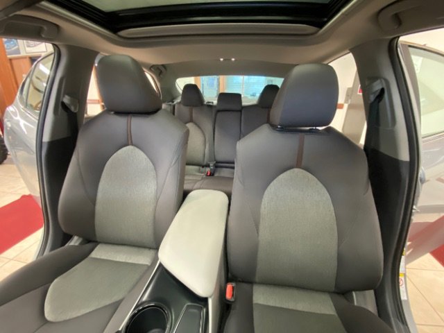 Used 2019 Toyota Camry LE w/ Convenience Package FWD image 19