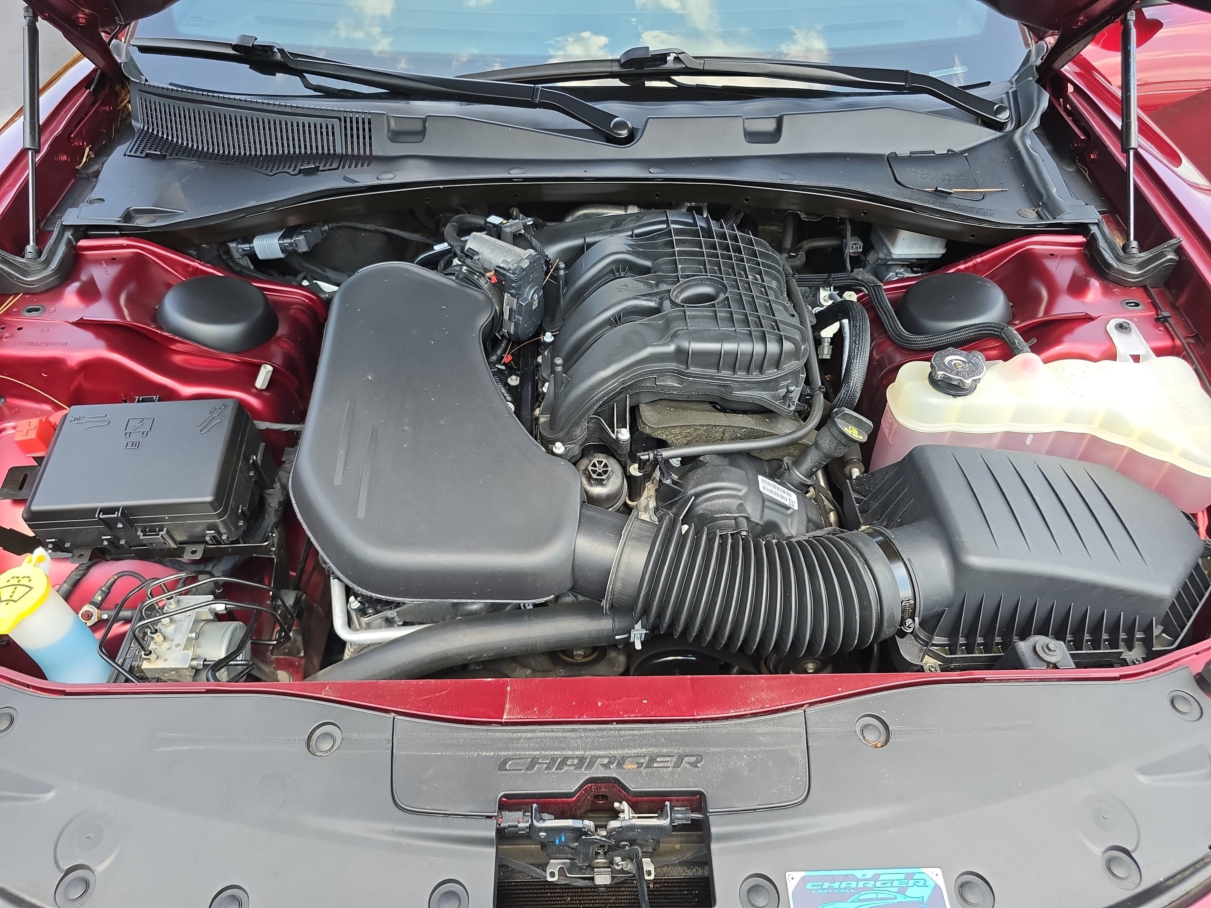 Used 2023 Dodge Charger SXT w/ Blacktop Package RWD image 27