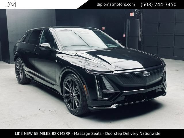 Used 2026 Cadillac Lyriq V AWD/4WD image 9