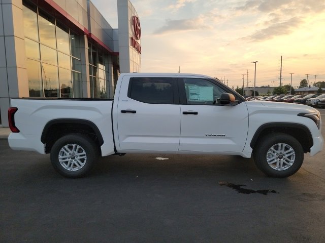 New 2025 Toyota Tundra SR5 image 8