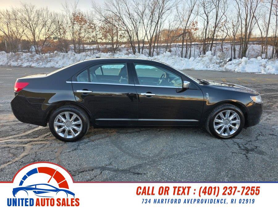 Used 2011 Lincoln MKZ image 6